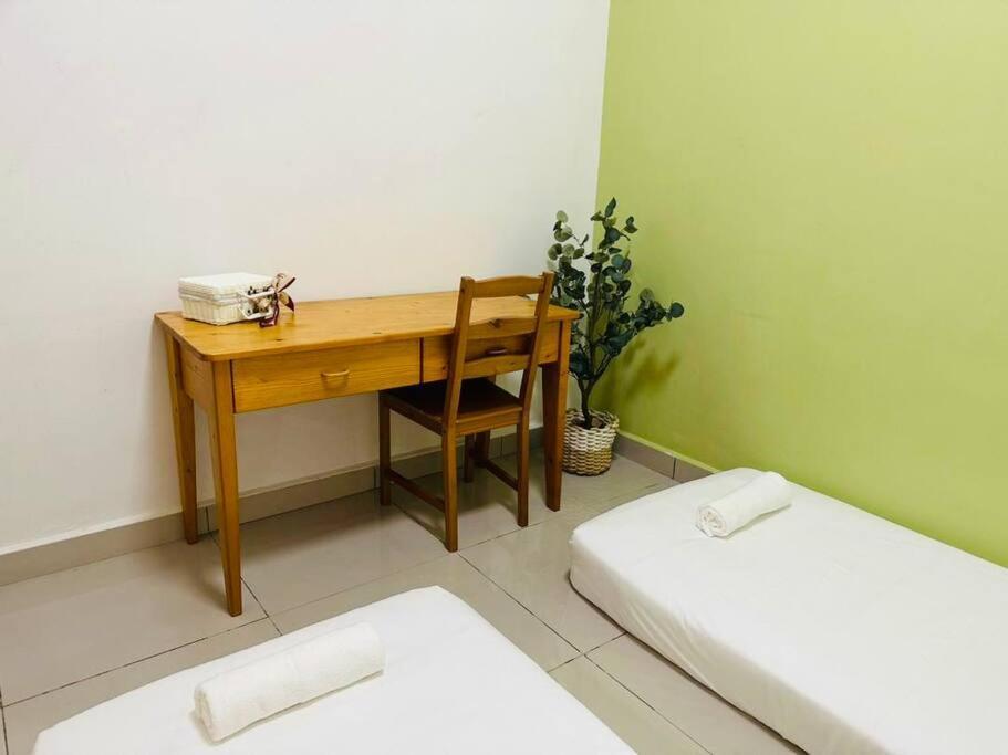 Mount Austin Palazio View 3br2ba 2-8pax Tv Box Near Aeon Pangsapuri Johor Bahru